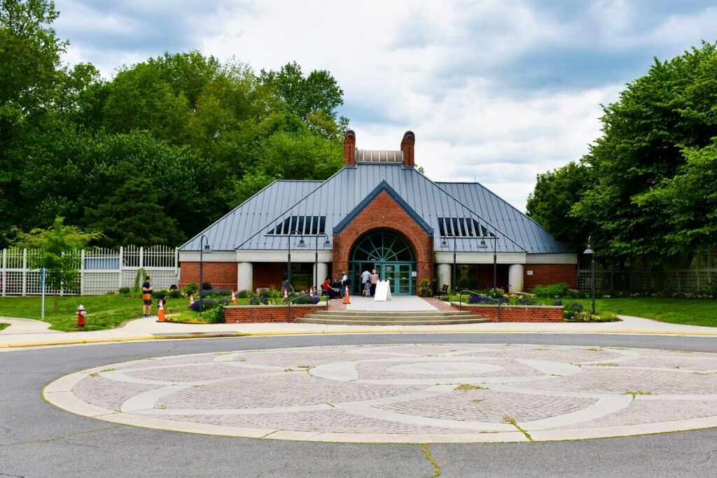 Visitor Center, Meadowlark Botanical Gardens, Vienna, Virginia 