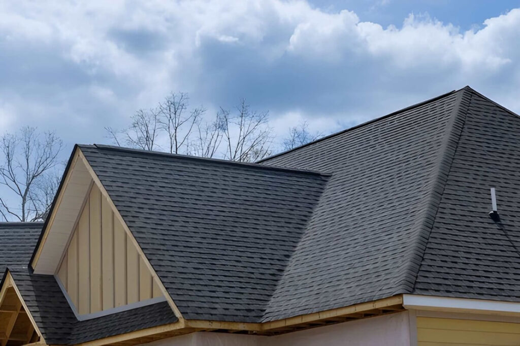 asphalt shingles roofing construction waterproofing for new house in covered corner roof shingles