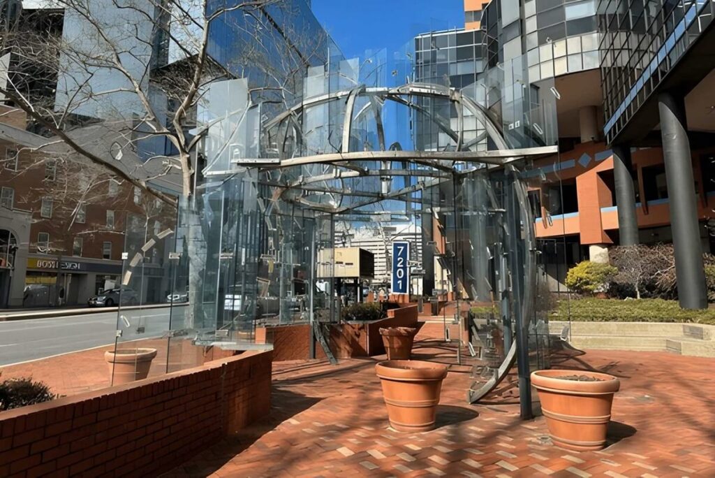 crystal willow sculpture by rockne krebs